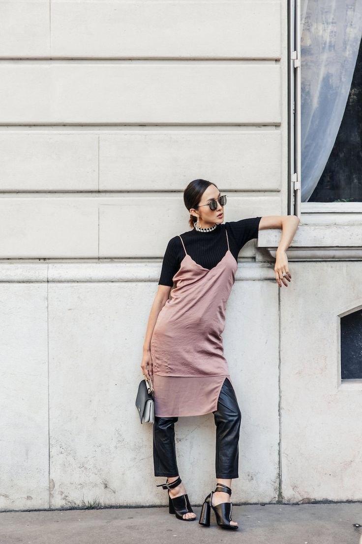 Фотосессия в шелковом платье