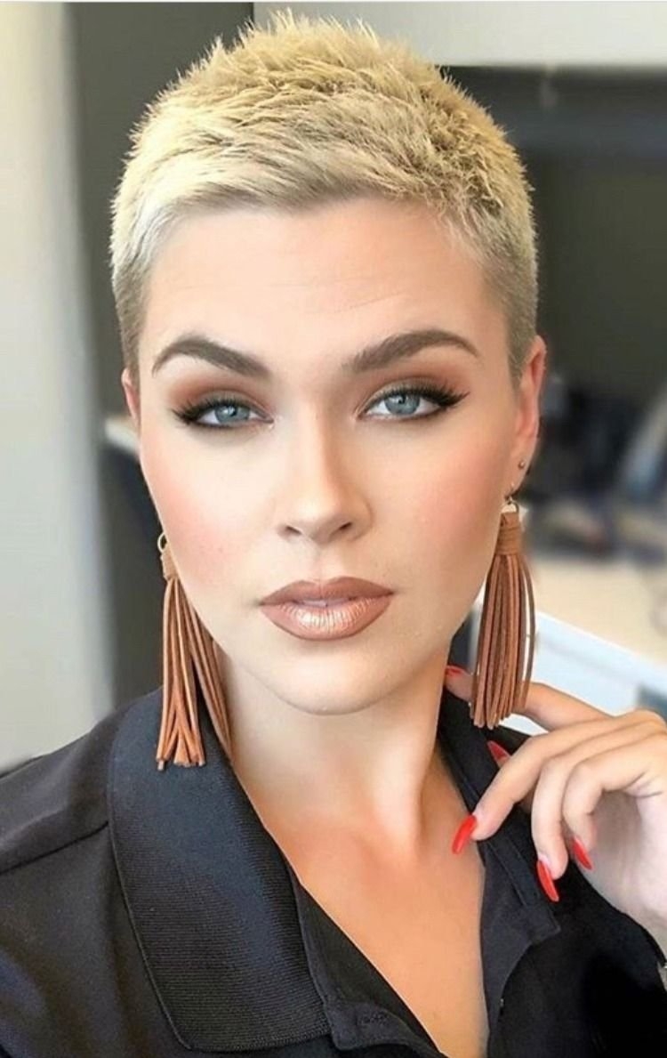 Ультракороткие стрижки 2022