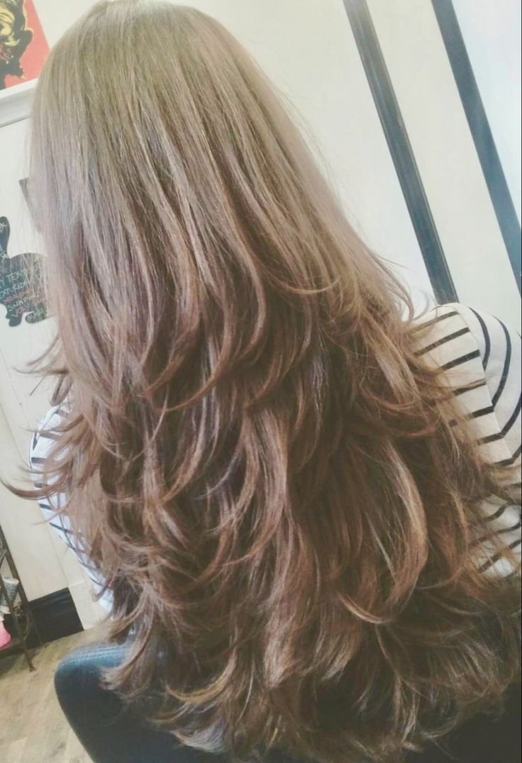 Каскад на длинные густые волосы