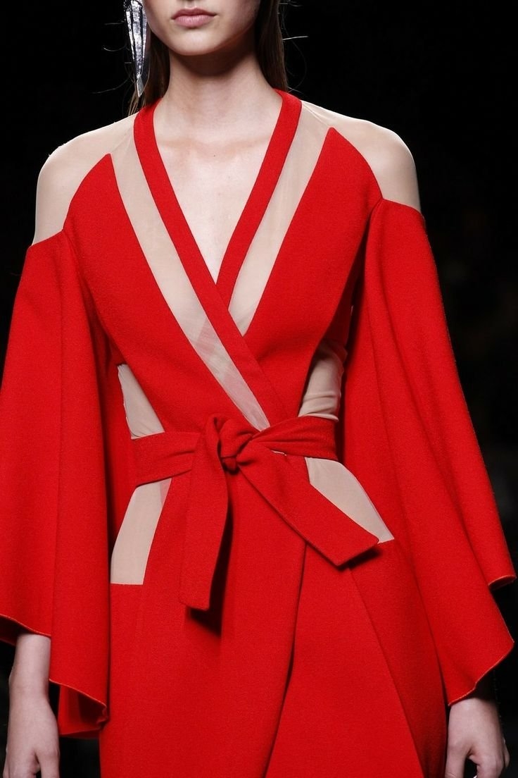 Платье кимоно белое