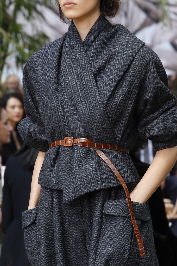 Платье кимоно белое