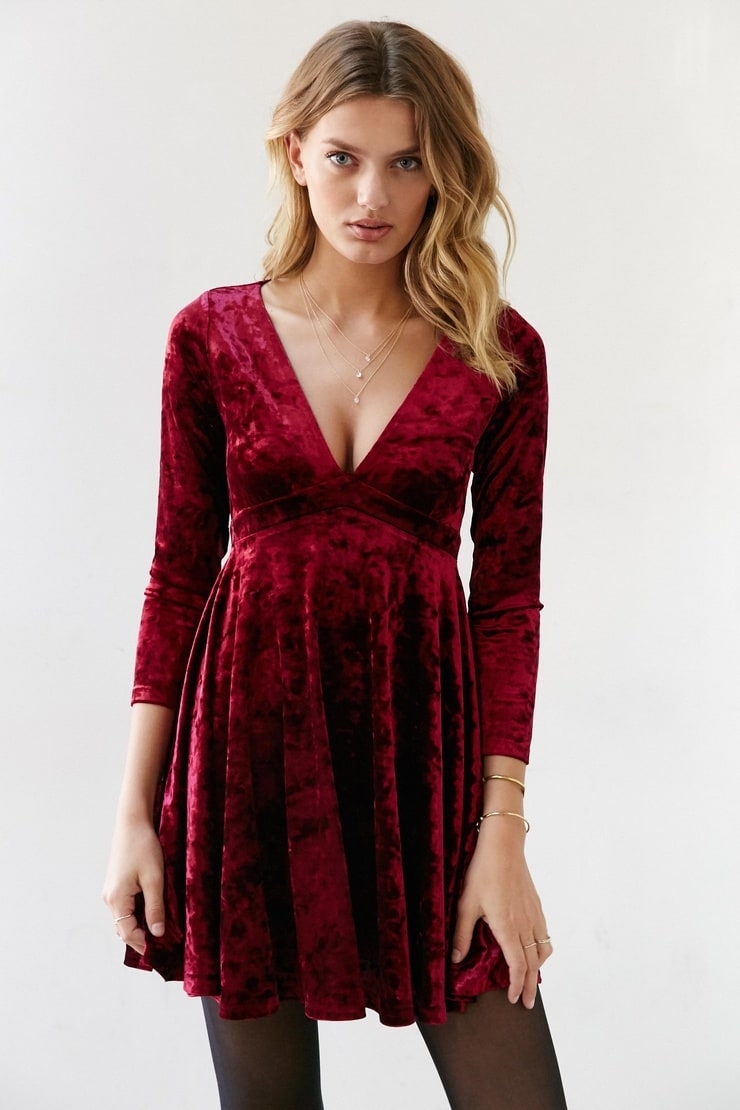 Бархатное платье Zara