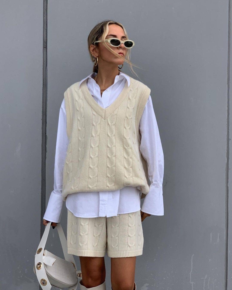 Женские образы с жилетом