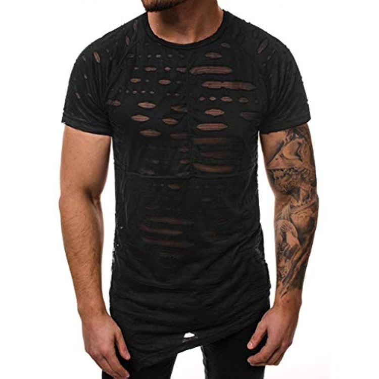 Рваная футболка