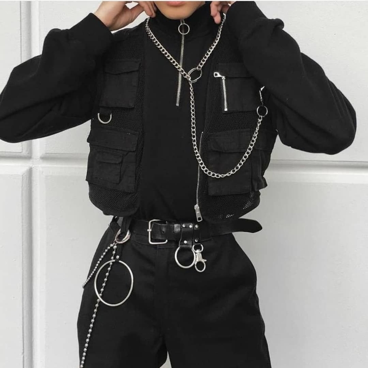 Черная одежда с цепями мужская