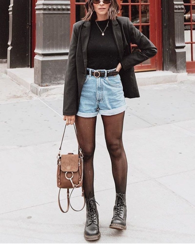 Оливия Калпо в коже