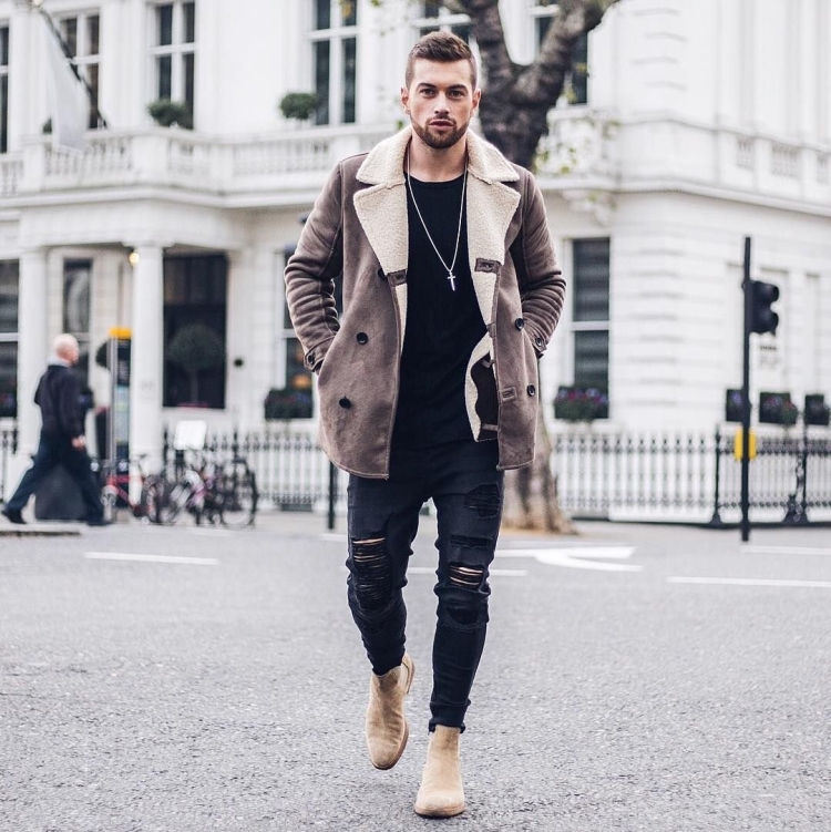 Повседневный стиль одежды мужчины лук