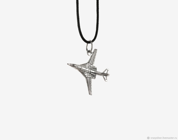 Серебряная подвеска самолет