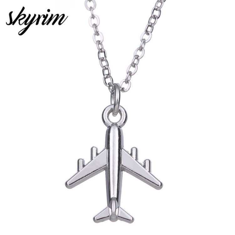 Цепочка с кулоном самолет