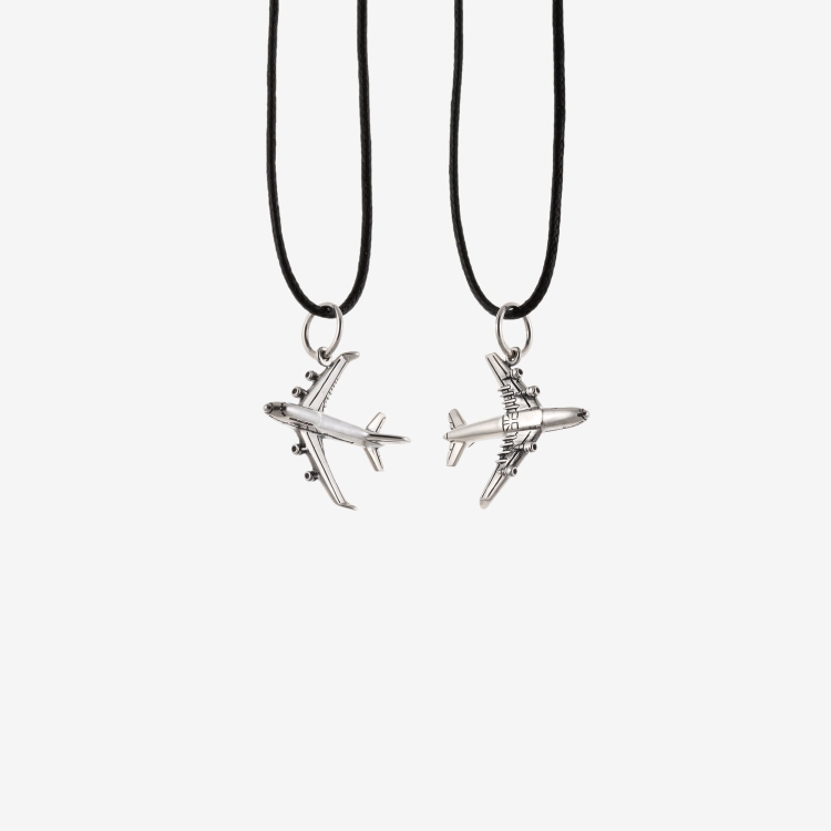 Серебряная подвеска самолет