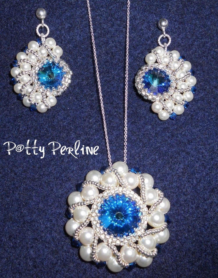 Серьги и кулон из бисера