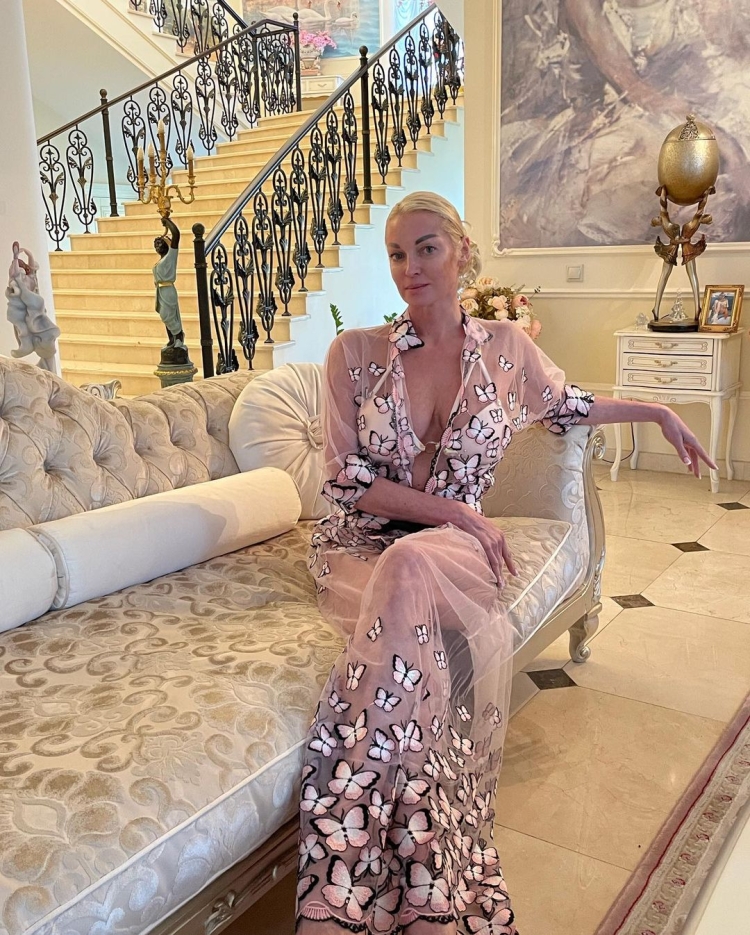 Анастасия Волочкова