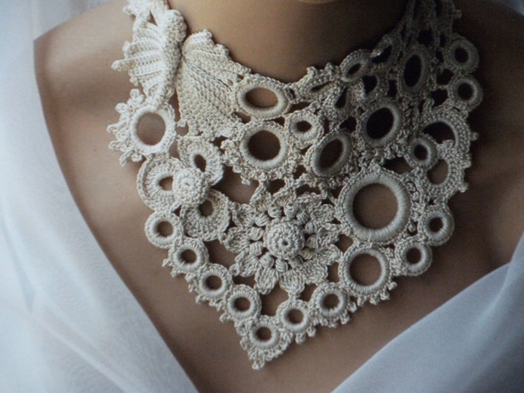 Вязаные украшения