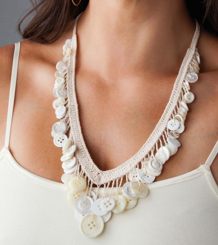 Оригинальные вязаные украшения