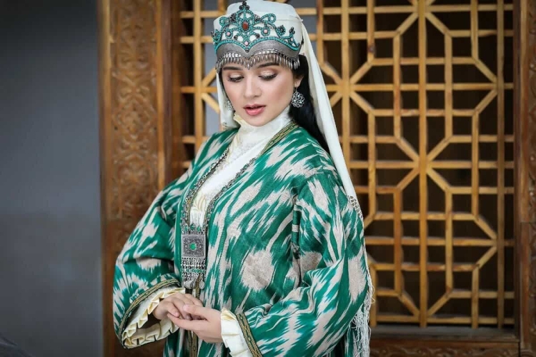 Национальная узбекская одежда для женщин