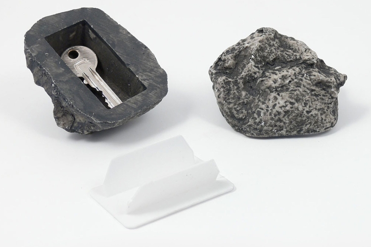 Тайник стелс камень