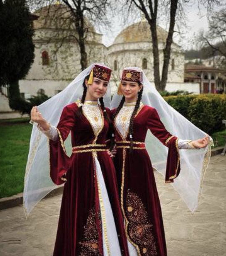 Минтана армянский национальный костюм