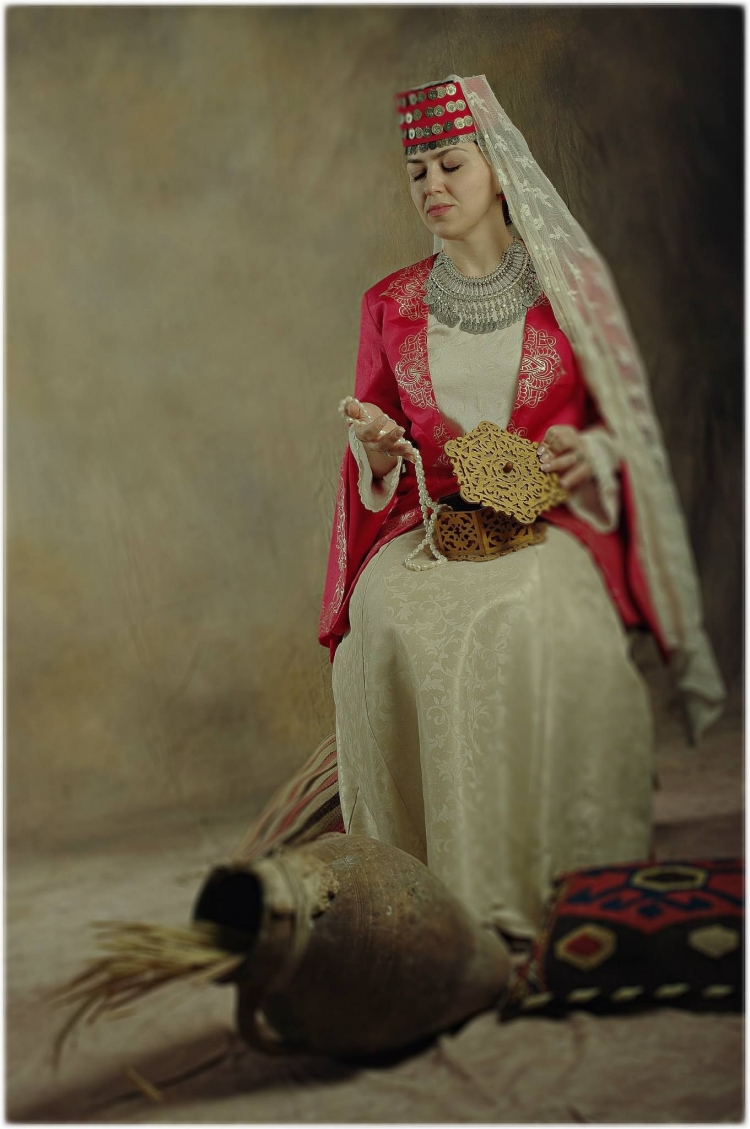 Армянские майки для девушек