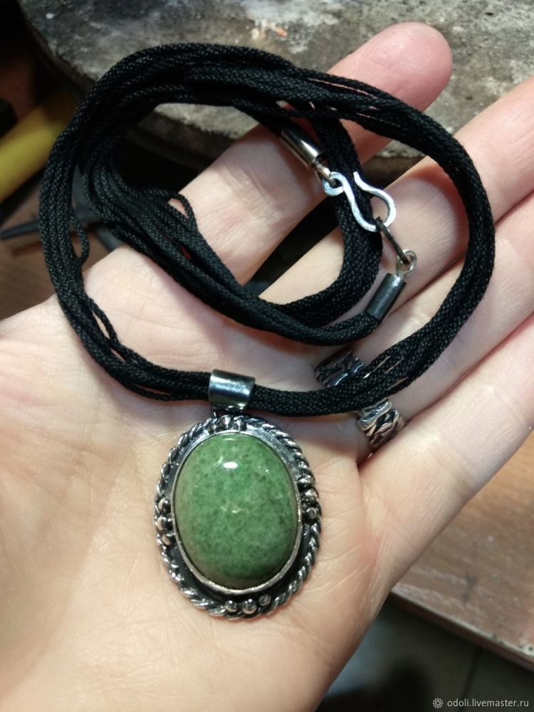 Кулон Жади нефрит