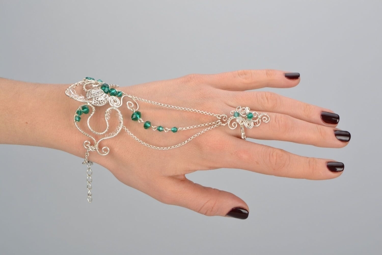 Слейв браслет валберис