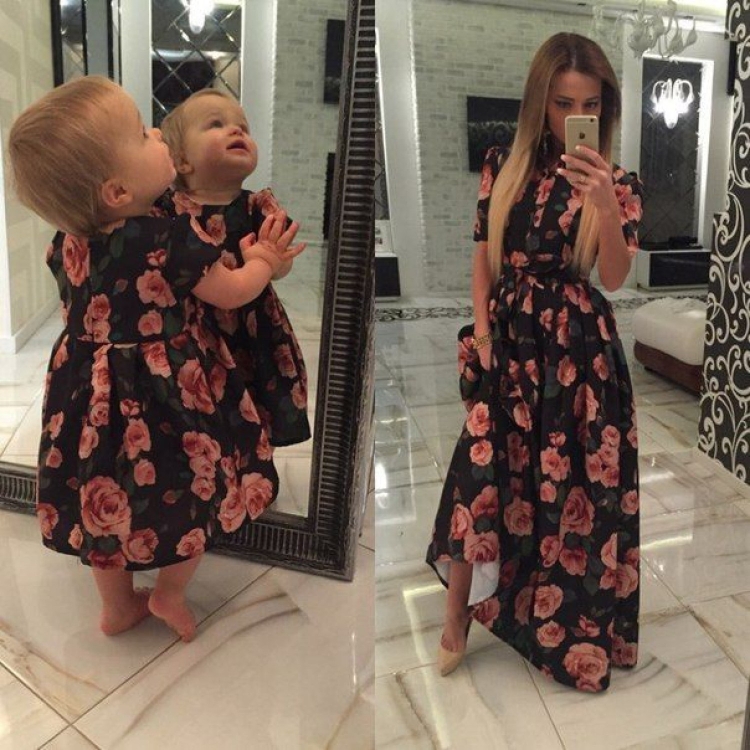 Одинаковые платья для мамы и Дочки на годик