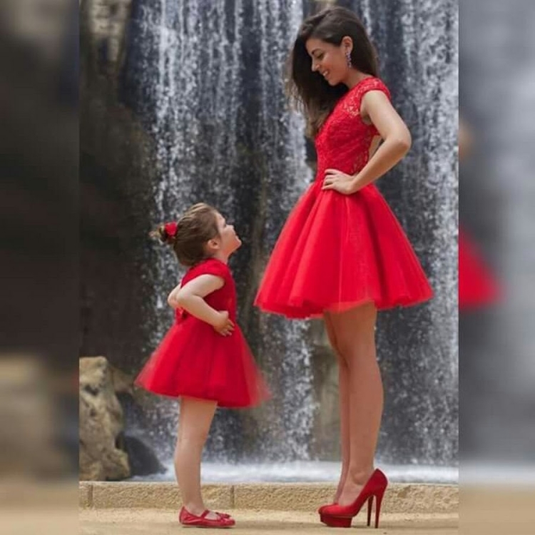 Красное платье для мамы и Дочки