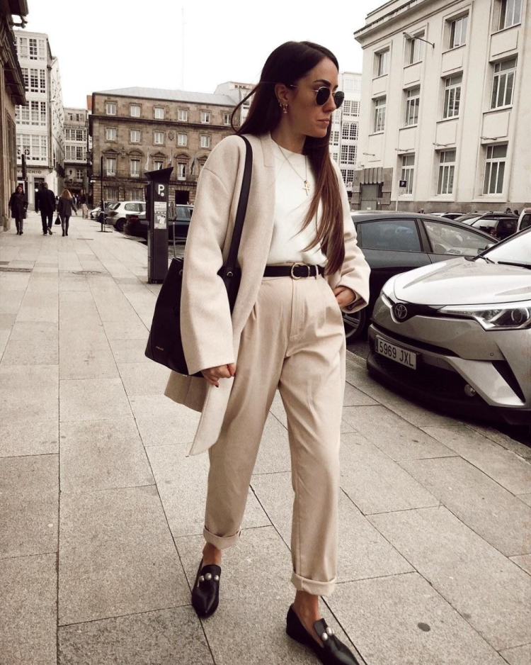 Кожаные брюки с Челси