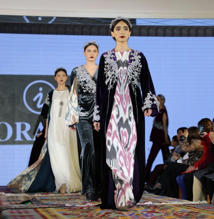 Узбекистан мили либослар