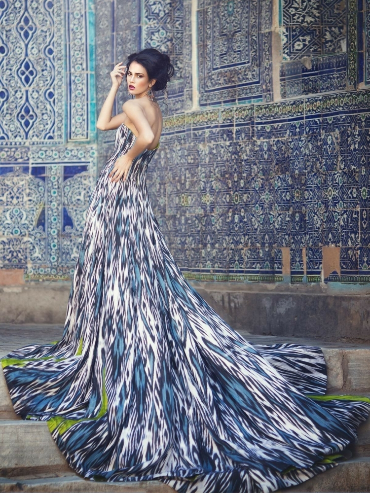 Узбекистан Миллий либослар