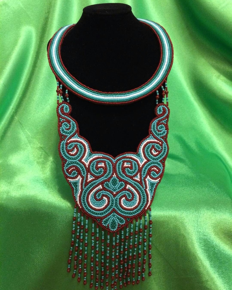 Якутские украшение на бисере