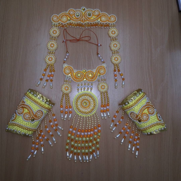 Сахалыы Илин кэбиьэр