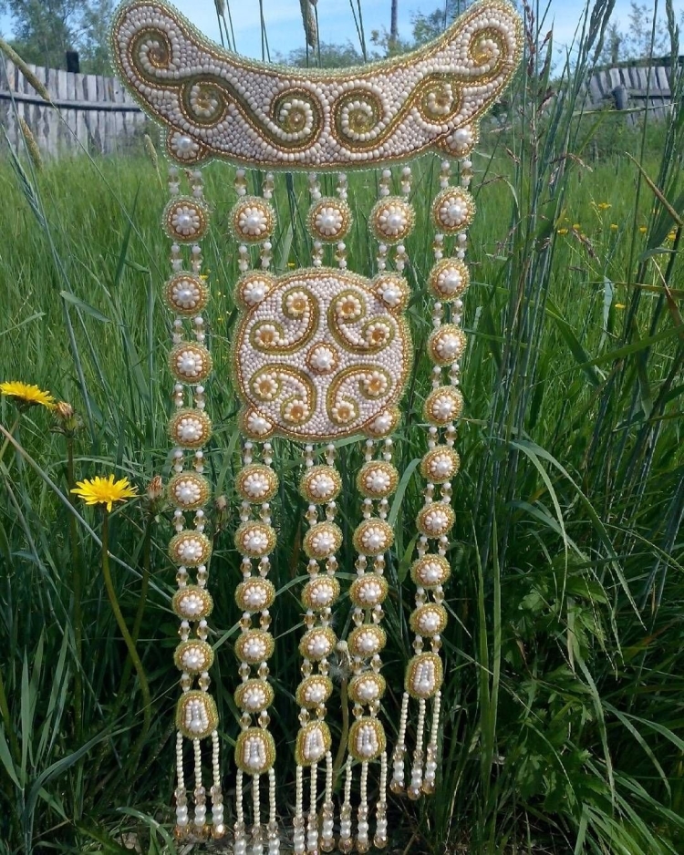 Якутские Илин кэбиьэр