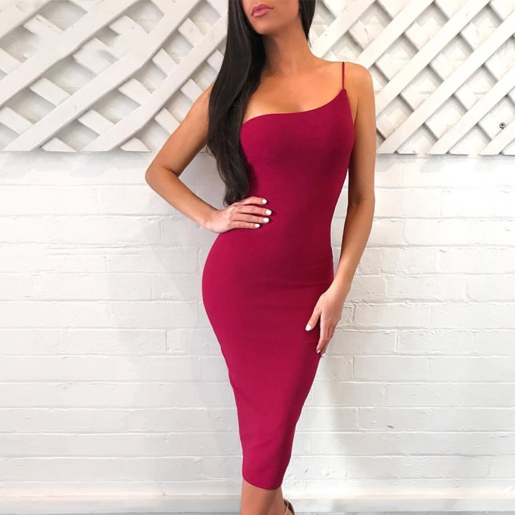 Платье в обтяжку с длинным рукавом