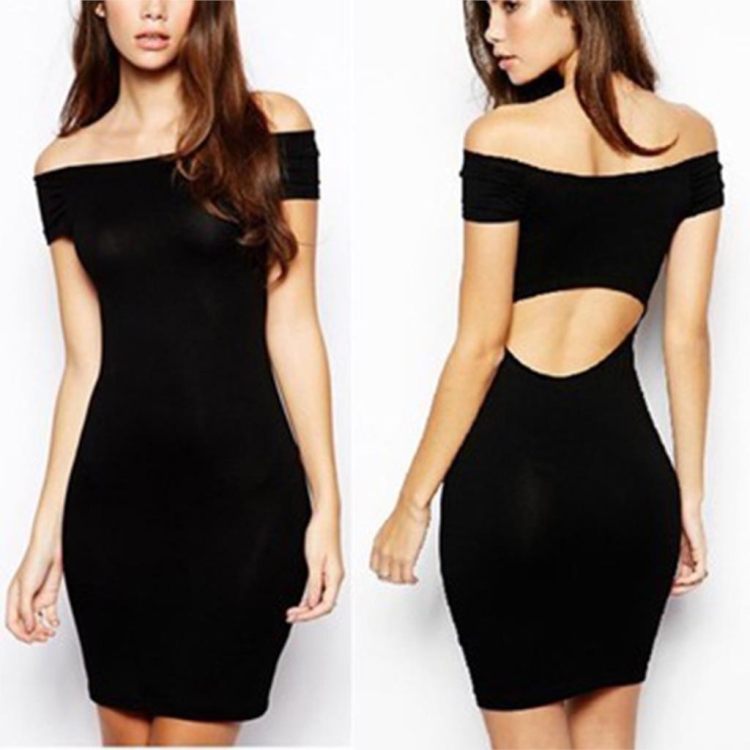 Платье с открытыми плечами