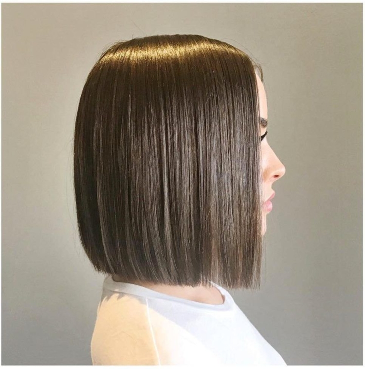 Кератиновое выпрямление волос на Боб каре