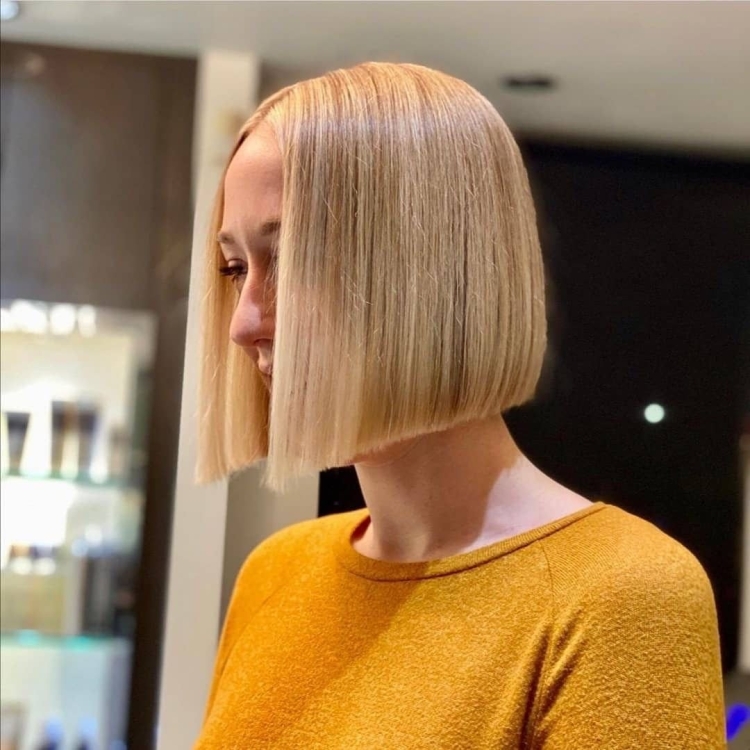 Стрижки только прямой срез женские