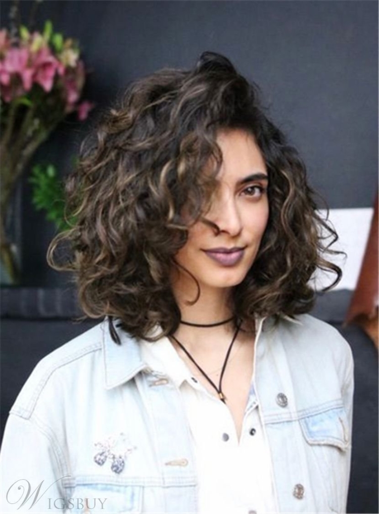 Удлиненное каре на кудрявые волосы