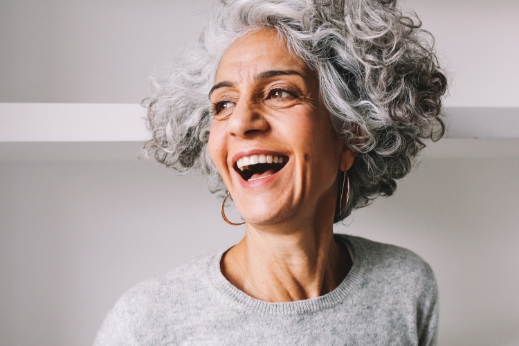 Прически для старых женщин