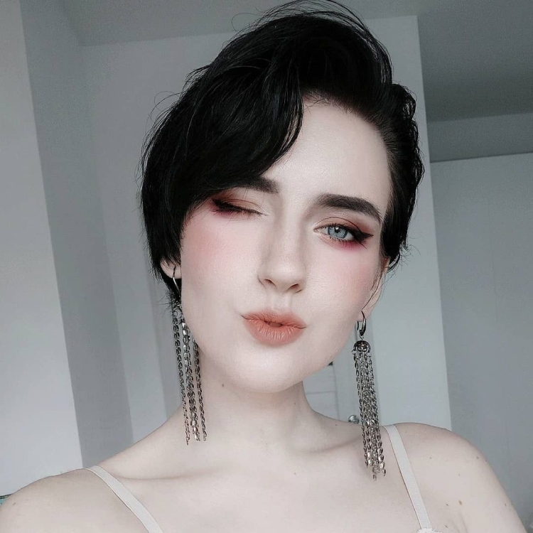 Бледная кожа