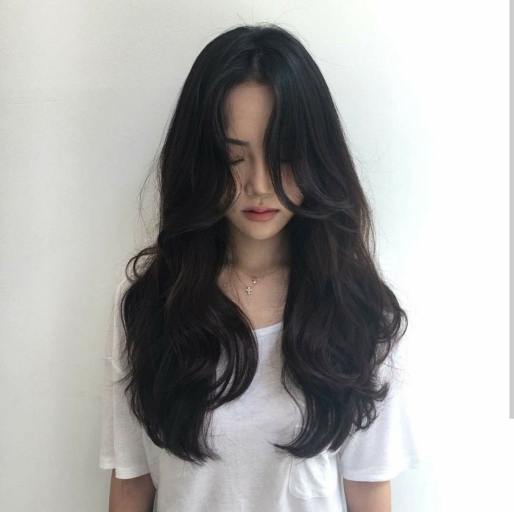 Кореянки с длинными черными волосами