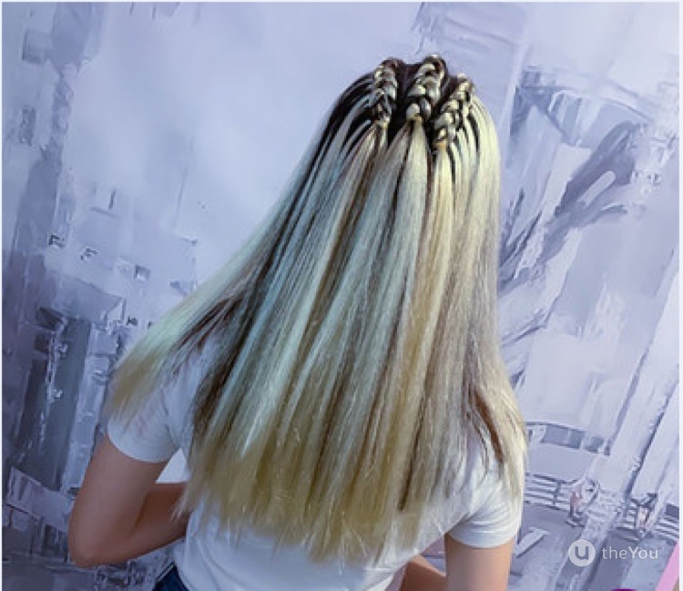 Водопад с канекалоном