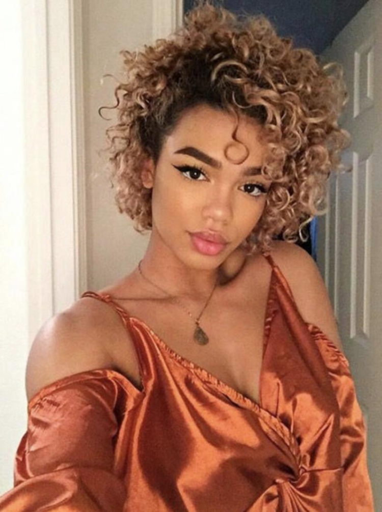 Афро кудри на очень короткие волосы