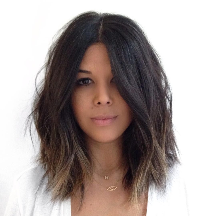 Градуированный Лонг Боб на темные волосы