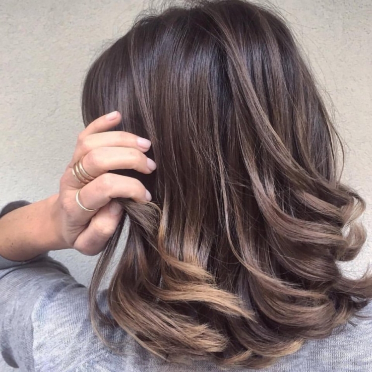 Красивые окрашивания на темные волосы до плеч