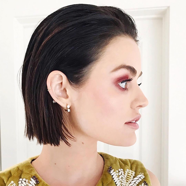 Короткие волосы зализанные назад