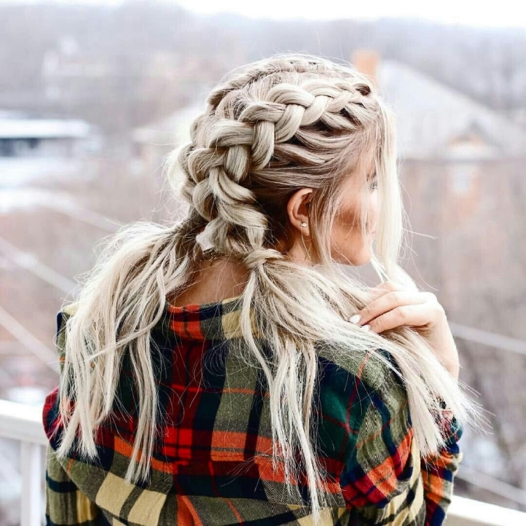 Прически женщин викингов