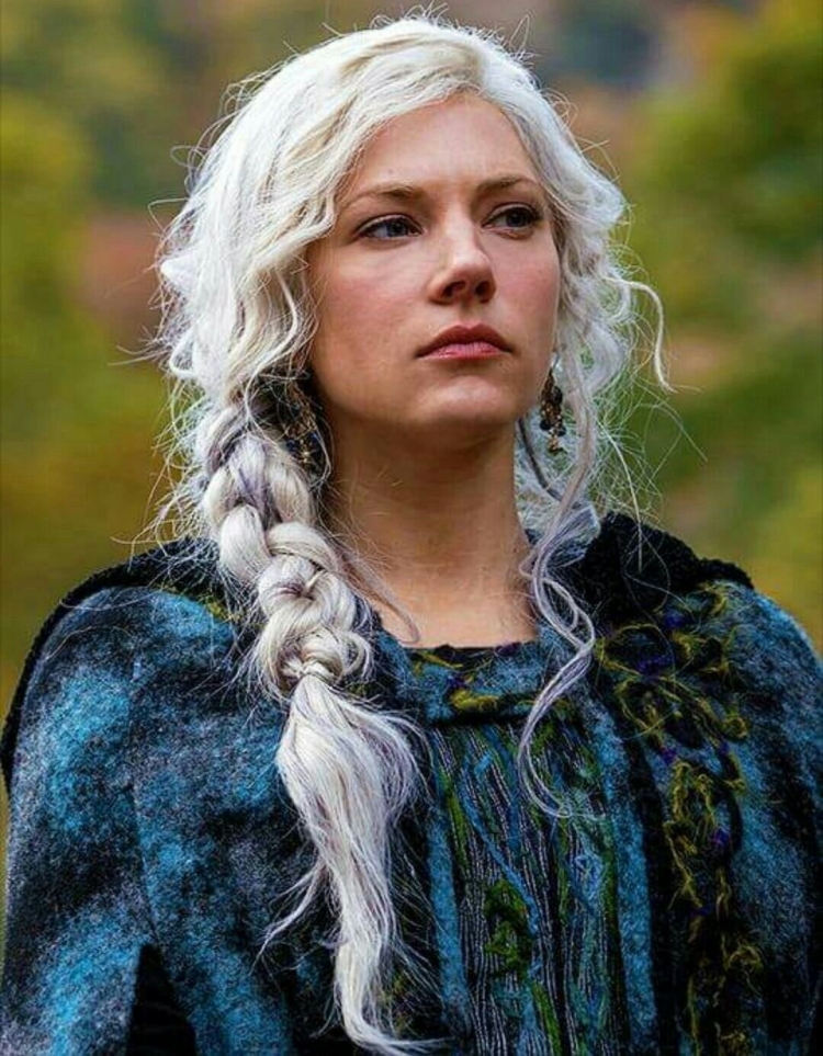 Кэтрин Уинник Лагерта