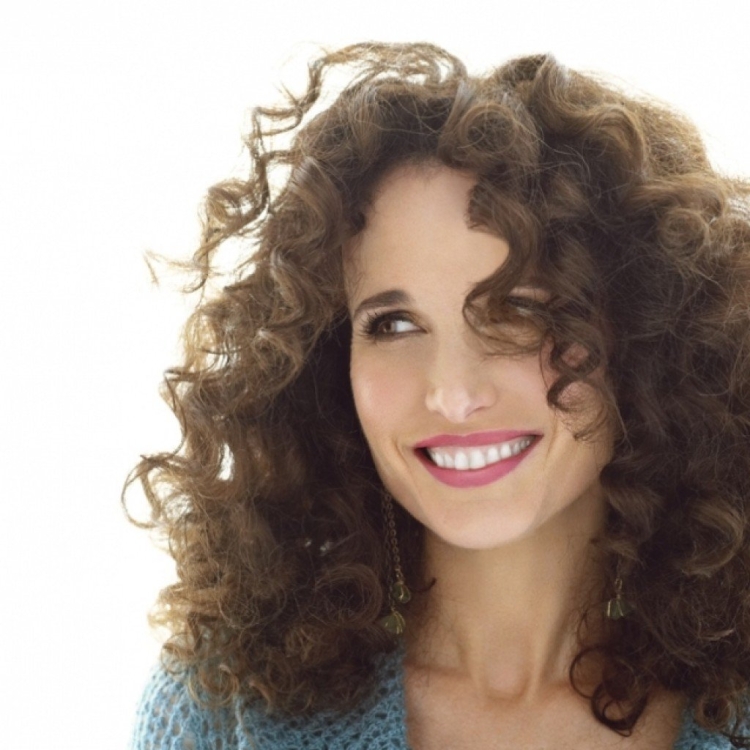 Энди МАКДАУЭЛЛ кудри