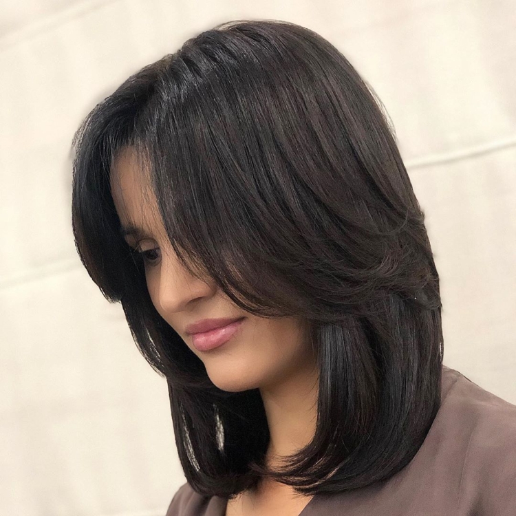 Балаяж на темные волнистые волосы