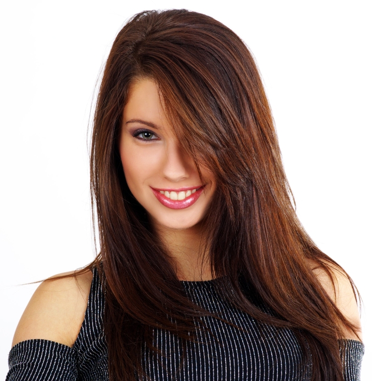 Каскад на средние черные волосы